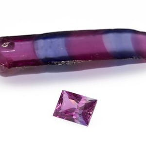 Pedra bruta solta de safira azul/kunzita corindo bicolor, safira/kunzita criada em laboratório, bruta para facetamento, qualidade superior (130 quilates)
