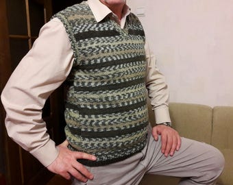 Men sweater vest green hand knit cardigan men sleeveless handmade wool vest brown sweater men cardigan Father gift warm vest wool sweater