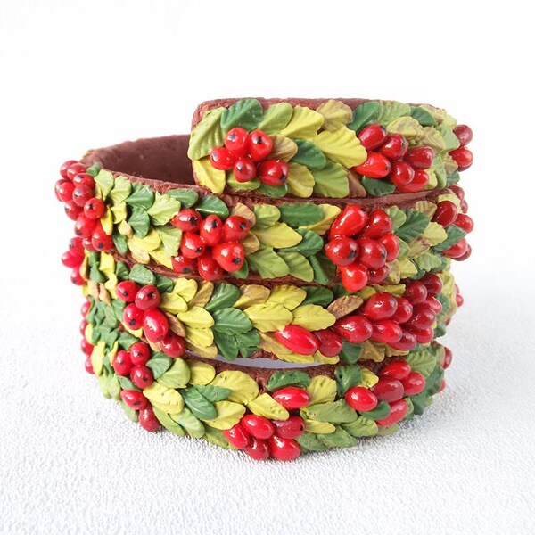 Bright berry bracelet colorful polymer clay jewelry red green summer bracelet Memory wire bracelet spring jewelry gift for her bangles