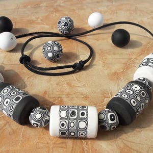 Black white necklace statement necklace black jewelry birthday gift for her  everyday jewelry white beaded necklace dainty womens gift black