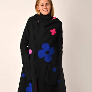 Manteau d&#39;hiver noir à capuche, Manteau en laine mérinos, Manteau en laine noir, Manteau d&#39;hiver en laine, Manteau à capuche, Manteau long chaud, Vêtements pour femmes, Veste urbaine