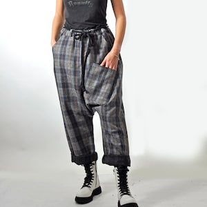 Wool Harem Pants, Tartan Trousers, Plaid Pants For Women, Winter Harem Pants, Check Pants, Wool Trousers, Winter Clothing, Wide Leg Pants
