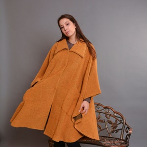 Mustard Wool Coat, Wool Cape Coat, Winter Cape, Oversized Coat, Plus Size Clothing, Women Cape Coat, Winter Clothing, Outerwear Fashion