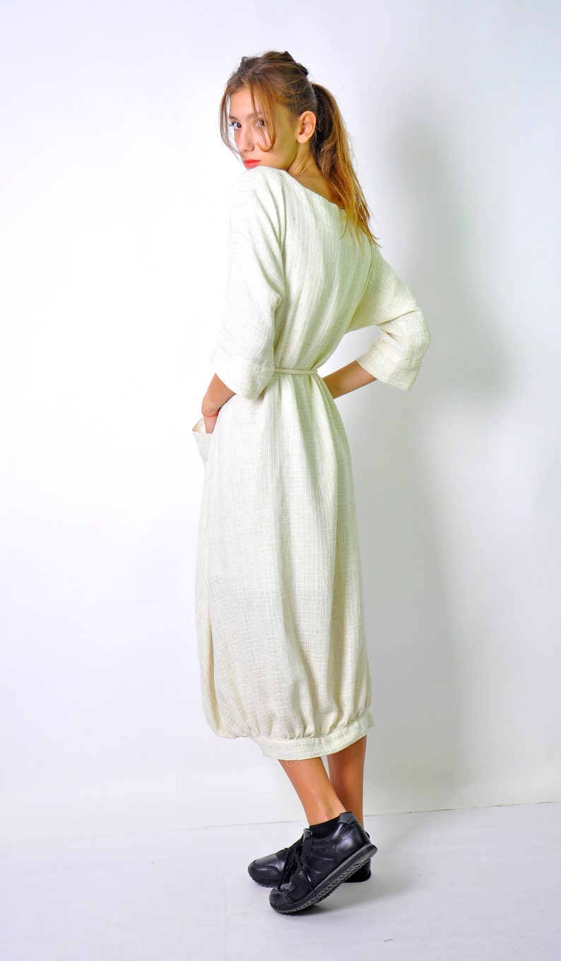 Robe ample en lin ivoire, robe longue avec poches, robe douce de style minimaliste pour femme, robe de soirée en lin, robe grande taille, vêtements en lin image 6