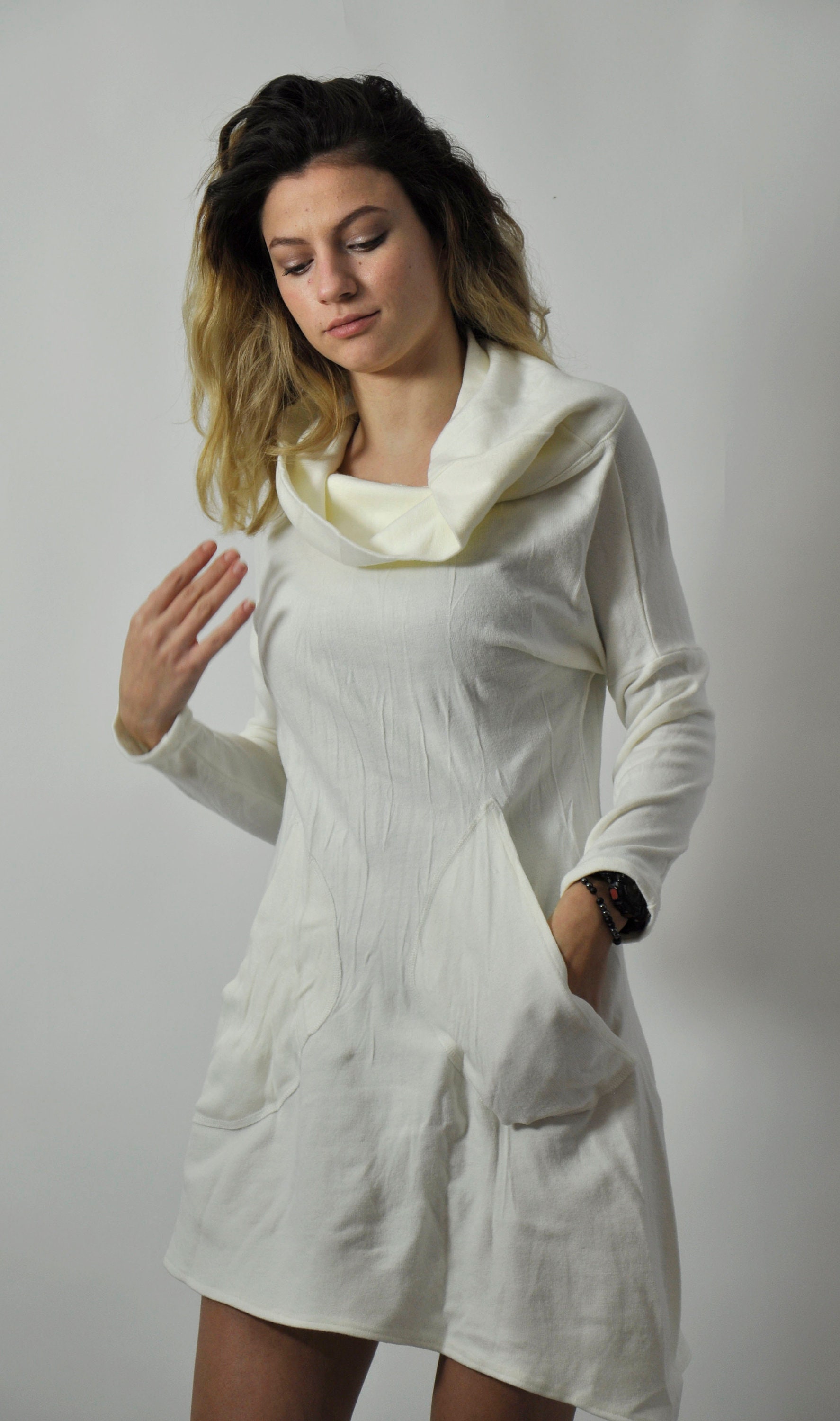 White Winter Dress, Womens Wool Dress, Short Dresses, White Tunic Dress, Sexy Party Dresses, Merino Wool Dress, Long Sleeves, Gabyga - Etsy.de White Winter Dress, Womens Wool Dress, Short Dresses, White Tunic Dress, Sexy Party Dresses, Merino Wool Dress, Long Sleeves, Gabyga - Etsy.de