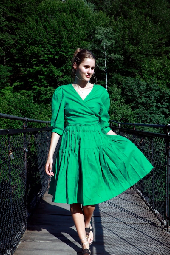 green bcbg cocktail dress BCBG Max Azria main image 0