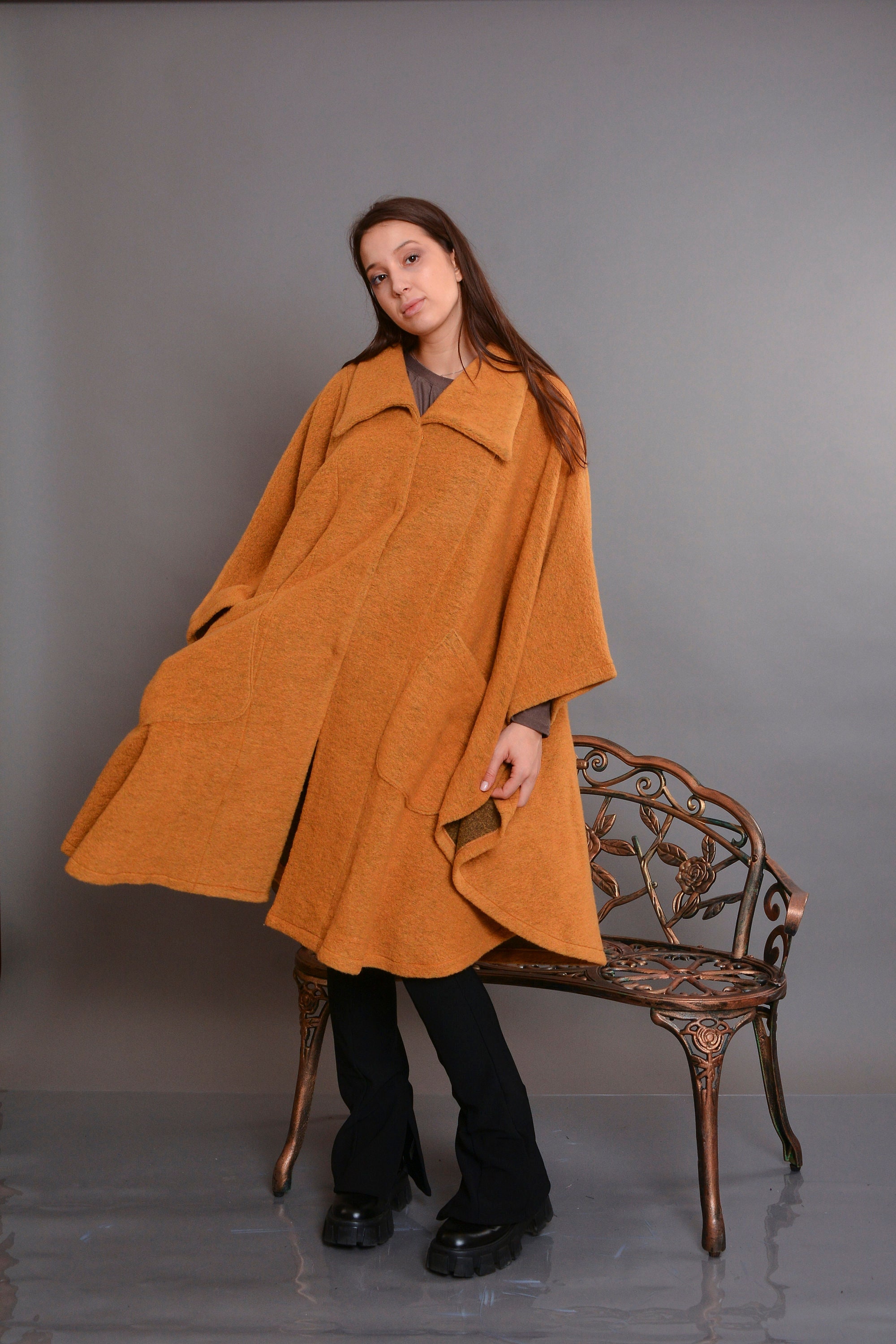 SALE/78%OFF】 amiur cape design poncho coat M agapeeurope.org