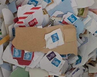 Sellos GB Lote a granel de 500 g Definitivos en papel Kiloware Machins Regionales HV