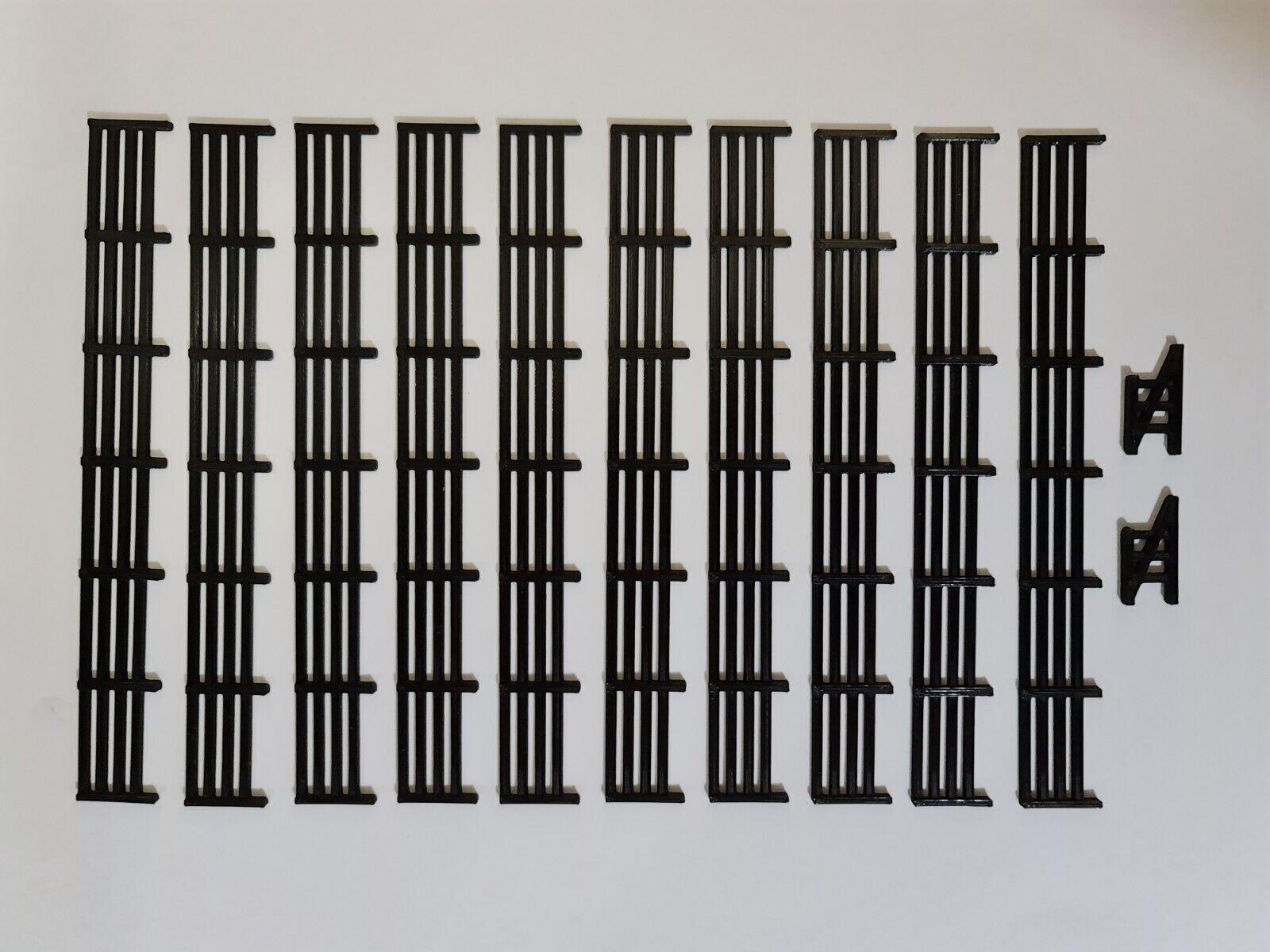 OO Gauge 1:76 Scale Model Railway Fencing & Gates Set - 13-Pack Wood Style Fences For Train Layout Scenery