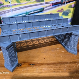Ponte a travi in ​​ferro a doppio binario in scala Z per plastico ferroviario 1:220