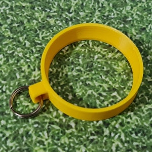 Nieuw geel gereedschap voor het markeren van golfballen met sleutelhanger, biologisch afbreekbaar
