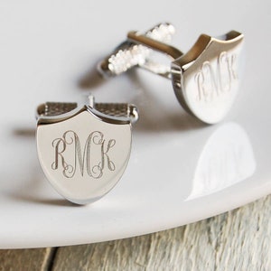 Gemelos con escudo y monograma grabado, gemelos con monograma personalizado, gemelos de boda, gemelos con escudo familiar, gemelos con inicial de monograma