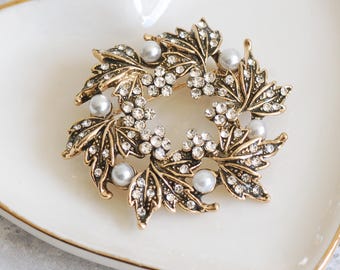Broche Fantaisie Vintage En Métal Argenté - Occasion Avec Traces D'usure - Bijou Rétro