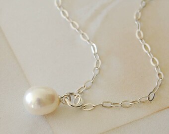 Ivory Pearl Drop Necklace, Freshwater Pearl Drop Pendant, Ivory Bridal Pearl Necklace, Wedding Day Pearl Necklace, Pearl Drop Necklace