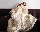 Premium Collection. Ohhio's Grande Punto Large blanket. Chunky blanket. Extra Fine Merino wool