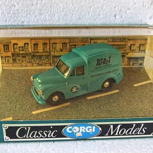 Corgi Classic Models Vintage 1:43 Morris 1000 Van D957  In Original Box Perfect Condition