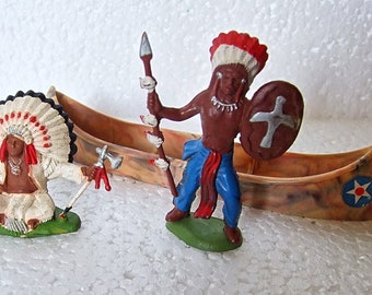 Vintage Britains Plastic two Indians and A Kayak  70th