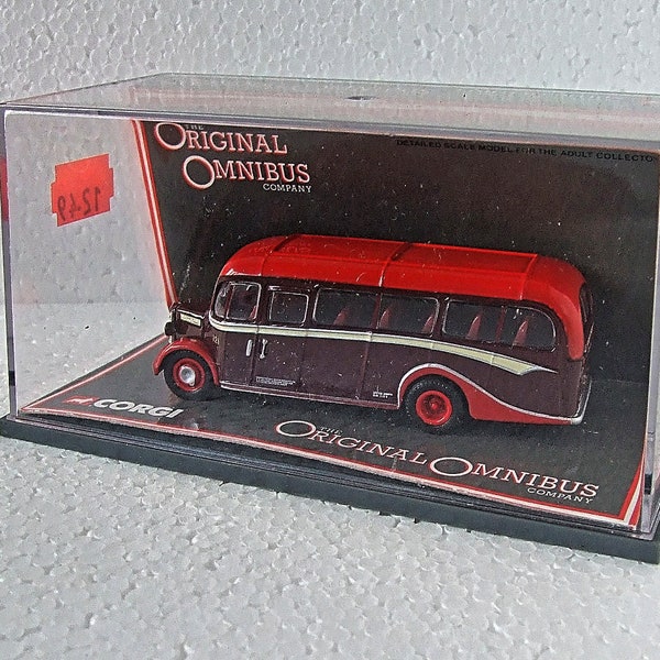 Corgi Original Omnibus 42502  1/76 Scale Bedford OB Coach Hants & Sussex 60th Anniversary no 1181 of 4300 produced 1996