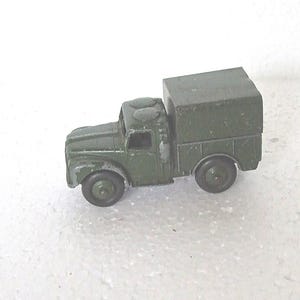 Dinky Toys 641 Army 1 Ton Cargo Truck By Meccano Ltd England with Driver