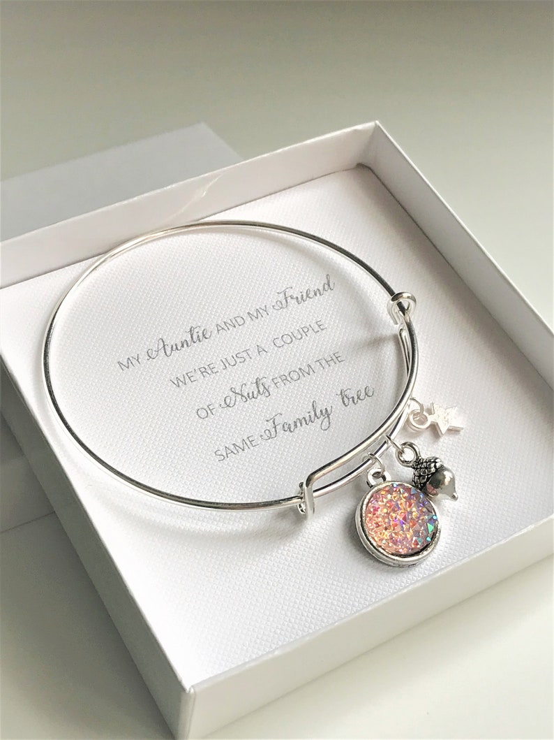 personalised auntie jewellery