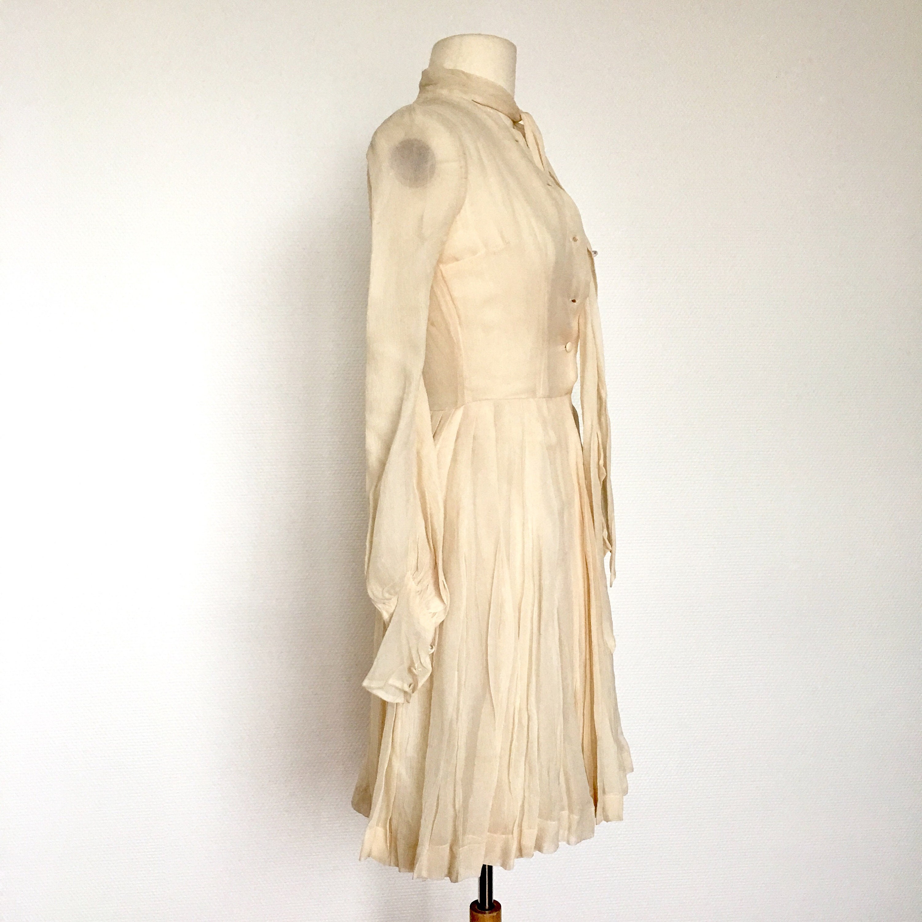 Kleid Muslin Bee Offwhite main image 1