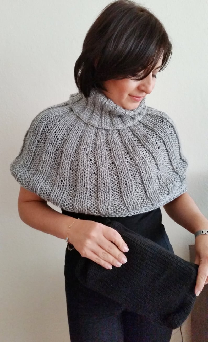 Poncho Women Short Poncho Hand Knit Gray Turtleneck Crop Poncho Women Short Poncho Hand Knit Gray Turtleneck Crop