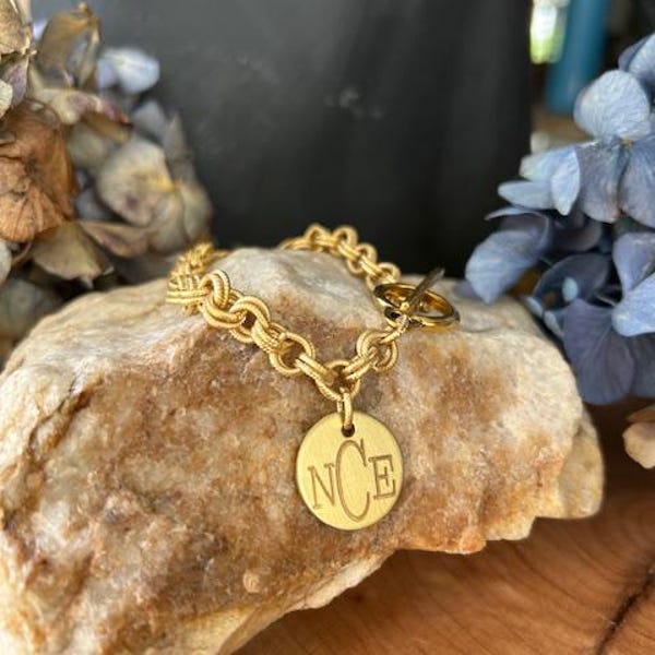 Bracelet, Charm, 12k gold, organic toggle, double link chain, personalized, monogrammed (Daisy Mini Gold)