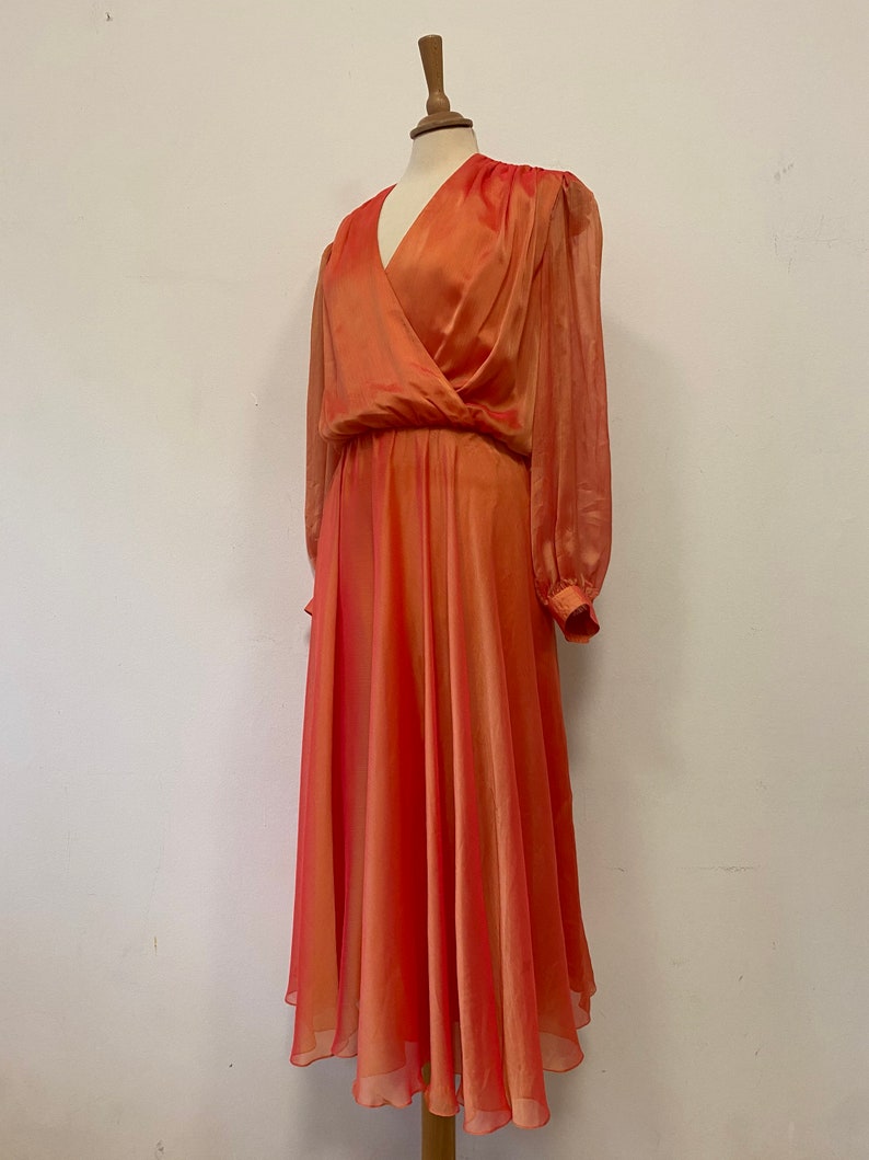 Vintage 1970s 1980s orange iridescent chiffon bishop sleeve party dress size ML