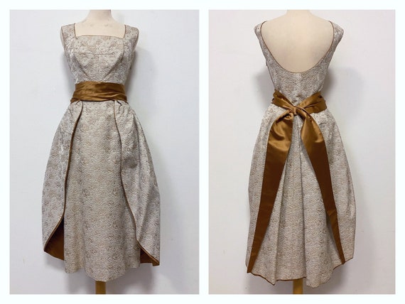 Vintage amazing 1950s Italian Haute Couture beige
