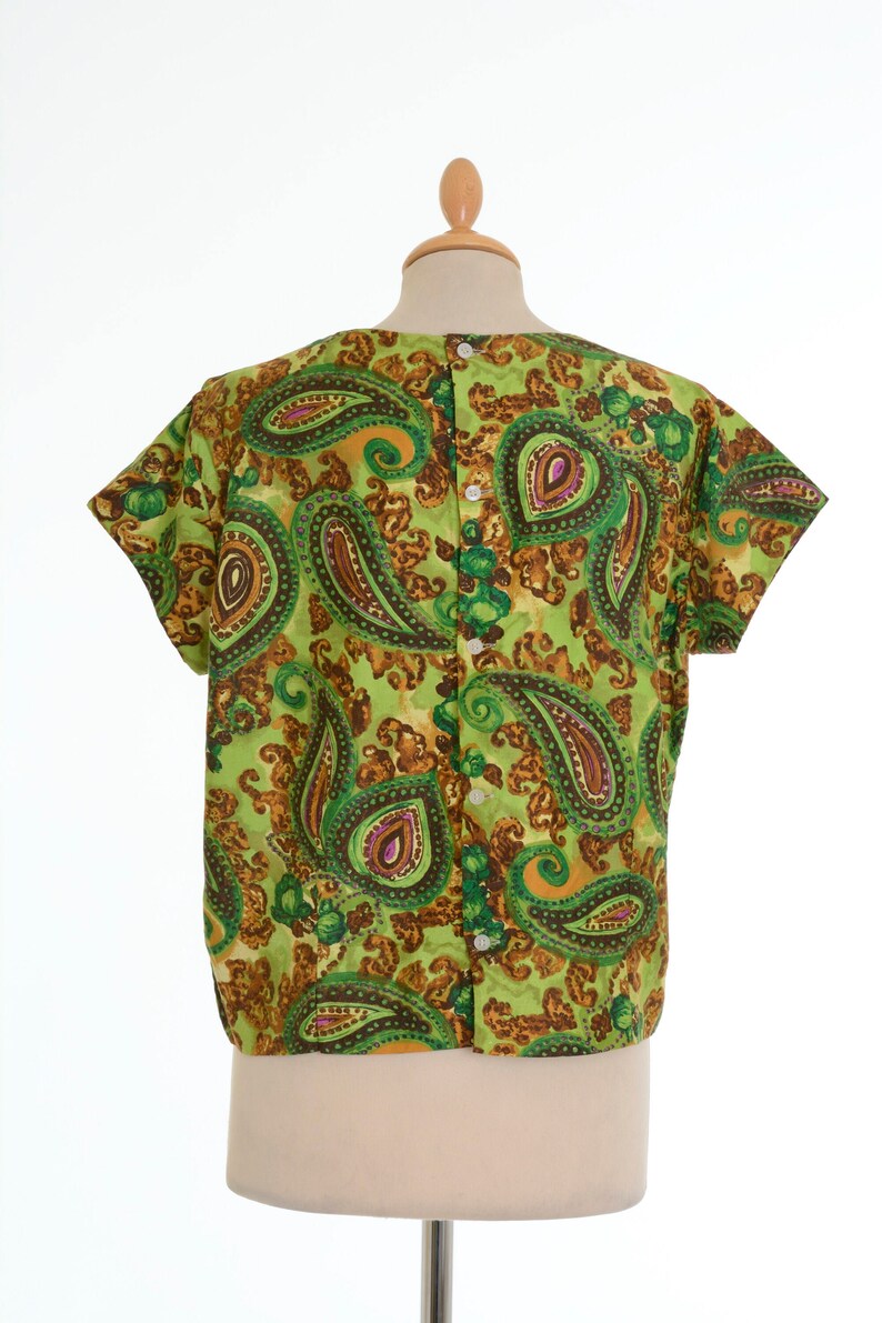 size M Vintage 1950s 1960s green paisley print cotton shirt