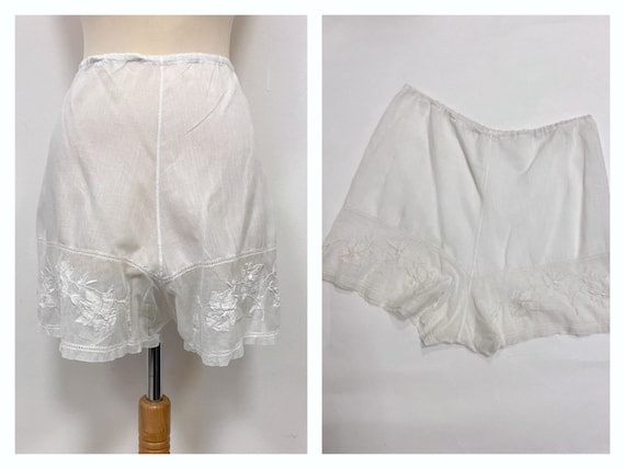 Vintage 1930s 1940s white cotton and floral embroi