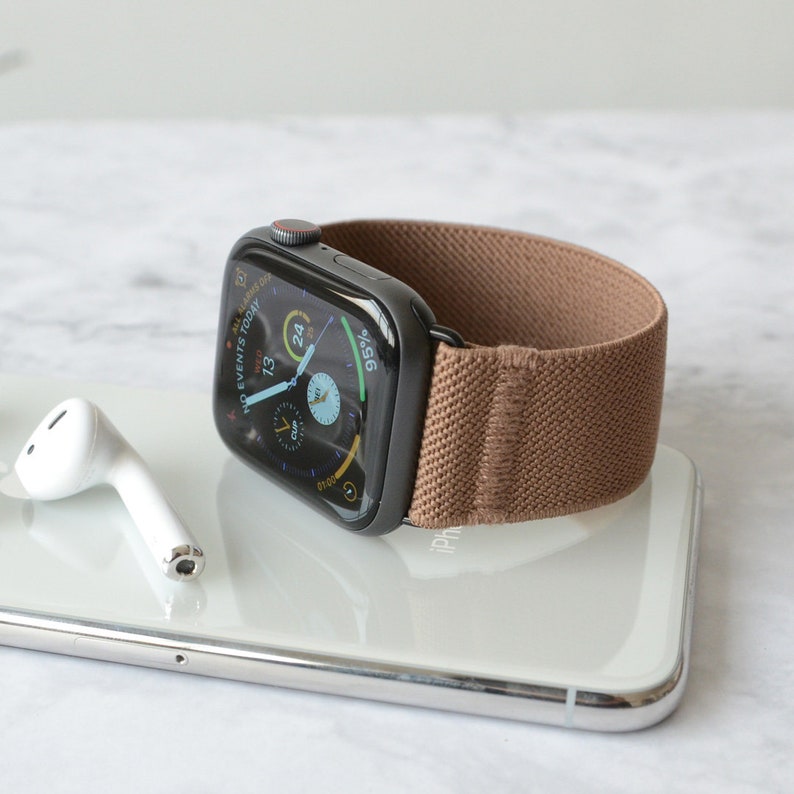 apple watch khaki