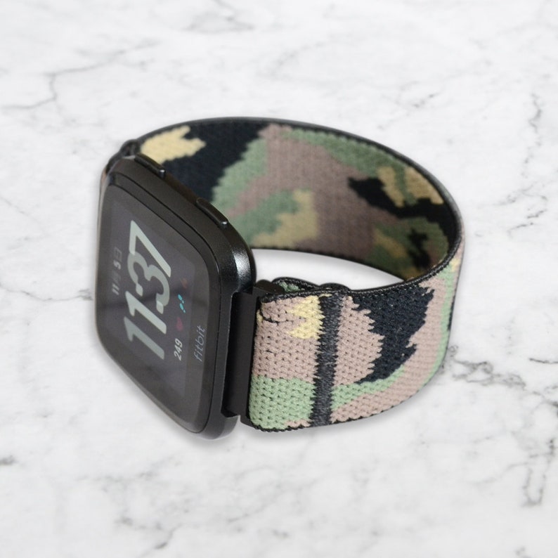 fitbit versa 2 camo bands