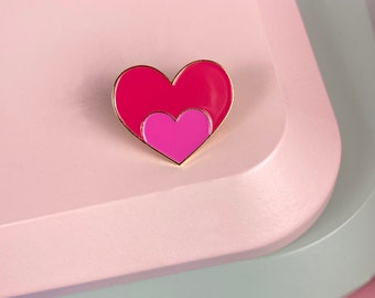 Heart Enamel Pin Love Shout / Love enamel pin / Pink Heart Pin / Enamel pin Heart Shape /