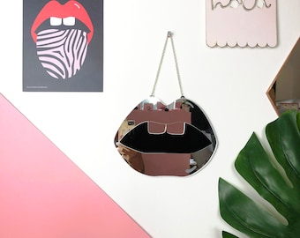 Lippenspiegel / Acrylspiegel / Lippen Acrylspiegel / Wandspiegel Silber / Wanddeko