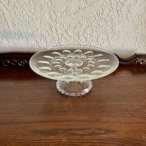 Vitntage Clear Hazel Atlas Reflection Cake Stand, Vintage Clear Thumbprint Cake Stand, Vintage Clear Wedding Cake Stand