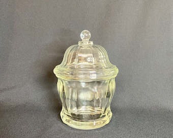 Vintage Indiana Clear Glass Apothecary Ginger Jar, Thick Glass Display Jar, Cotton Ball Jar, Kitchen Decor, Vintage Candy Jar, Farmhouse Jar