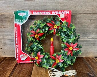 Vintage Light Up Christmas Wreath, Vintage Vinyl Christmas Wreath, Vintage Plastic Holly  Wreath, Vintage ACLA Electric Christmas Wreath