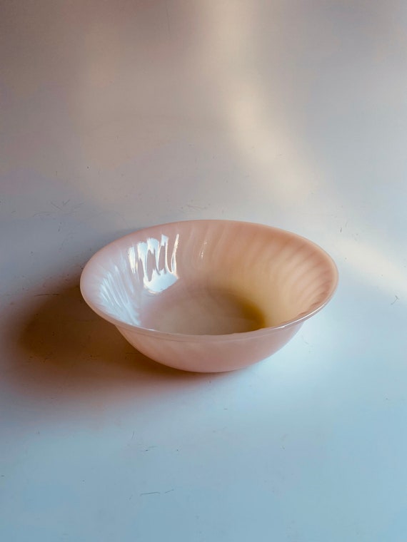 Vintage Anchor Hocking Fire King Rose Ite Swirl Vegetable Bowl 
