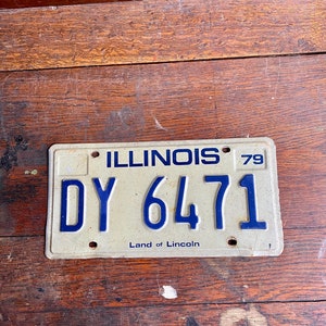Vintage License Plate, Illinois 1979 License Plate, Vintage Car Tag, Vintage Automobile Tag, Metal Truck Tag, Man Cave Decor