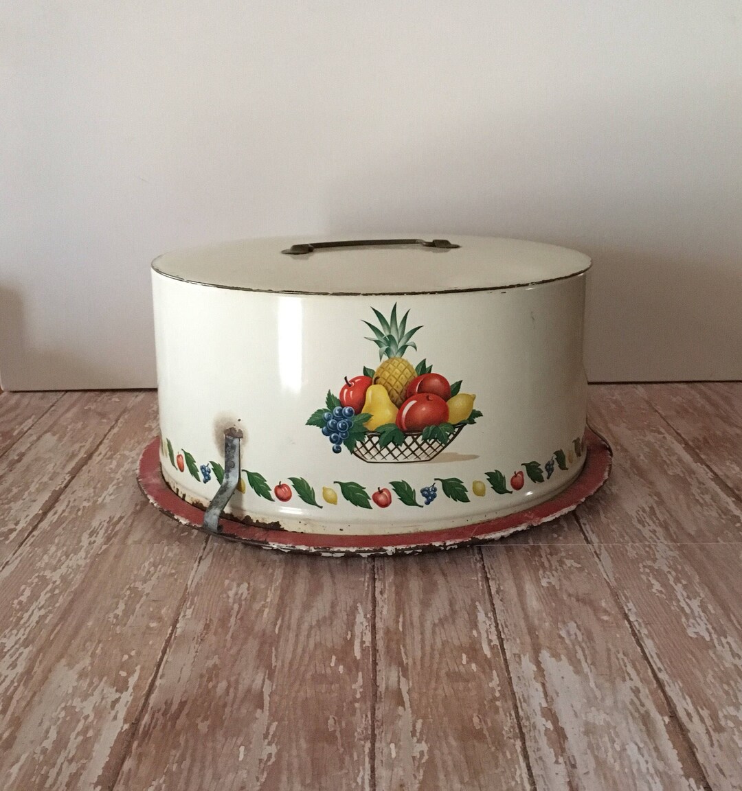 Vintage Metal Cake Carrier