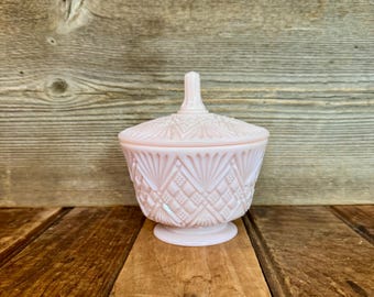 Vintage Fostoria Diamond Sunburst Pink Milk Glass Dish, Fostoria Shell Pink Milk Glass Dish, Pink Footed Candy Dish with Lid