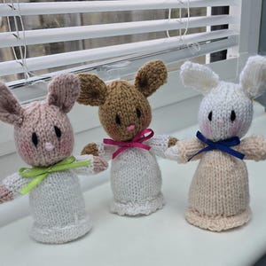 Super schattig klein konijntje in zakformaat. Handgemaakt. Elke gewenste kleur!