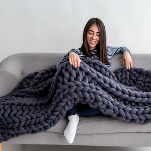 Chunky Knit Blanket, Chunky Blanket, Giant Knit Blanket, Wool Blanket, Merino Wool, Chunky Knit Throw, Chunky Throw, Knit Blanket, Arm knit