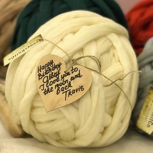 Wool Yarn, Wool roving, Chunky yarn, Merino wool, Merino wool yarn, Merino, Merino roving, Merino yarn, 16 oz