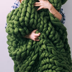 Christmas chunky knit blanket, Chunky blanket, Blanket, Chunky Knits, Knitting, Arm knitted blanket, Wool throw blanket, Wool throw,