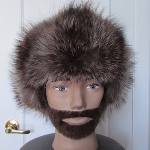 Chapeau raton laveur , disponible en tailles L et Xl