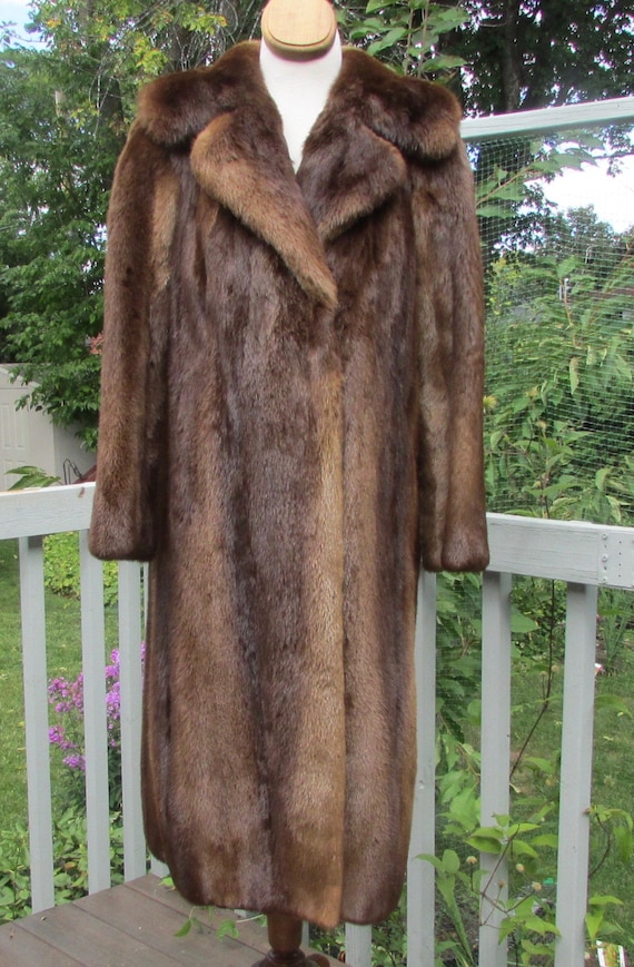 Ladies river ottar fur coat