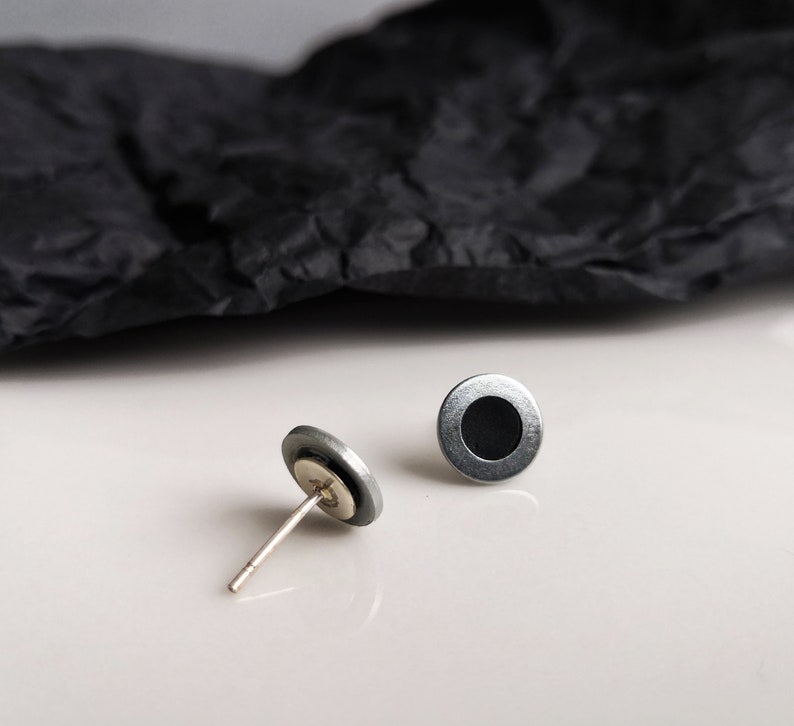 drop black pearl earrings