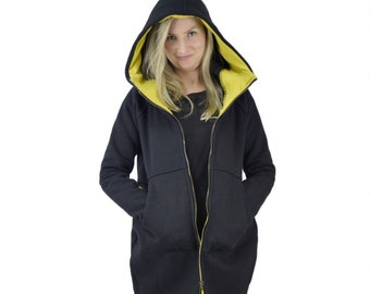 Asymmetrische zwarte katoenen hoodie, mouwen met duimgaten, jas met capuchon
